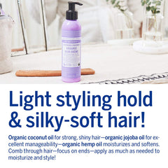 Cheveux bouclés mieux définis après utilisation de Dr. Bronner's.