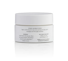 Dr. Grace Crème au Peptide Ultime sur visage, application douce et nourrissante.