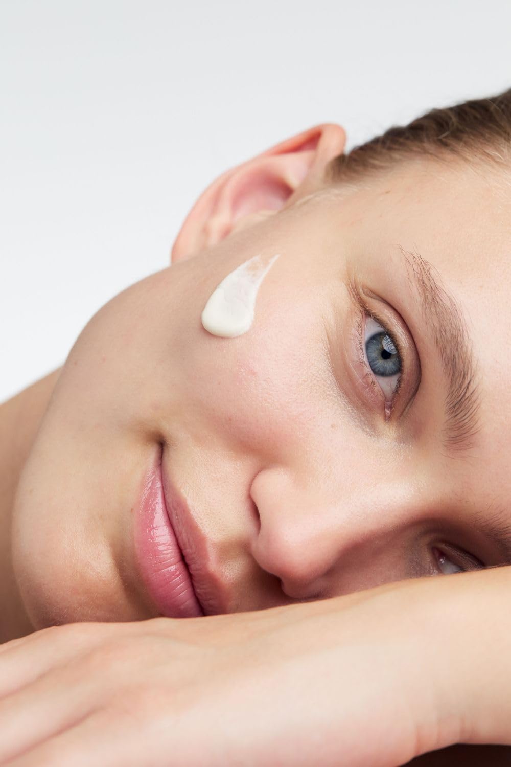 Ingrédients clés: avocat et beurre de karité dans la Crème Jour Rose Dr. Hauschka.