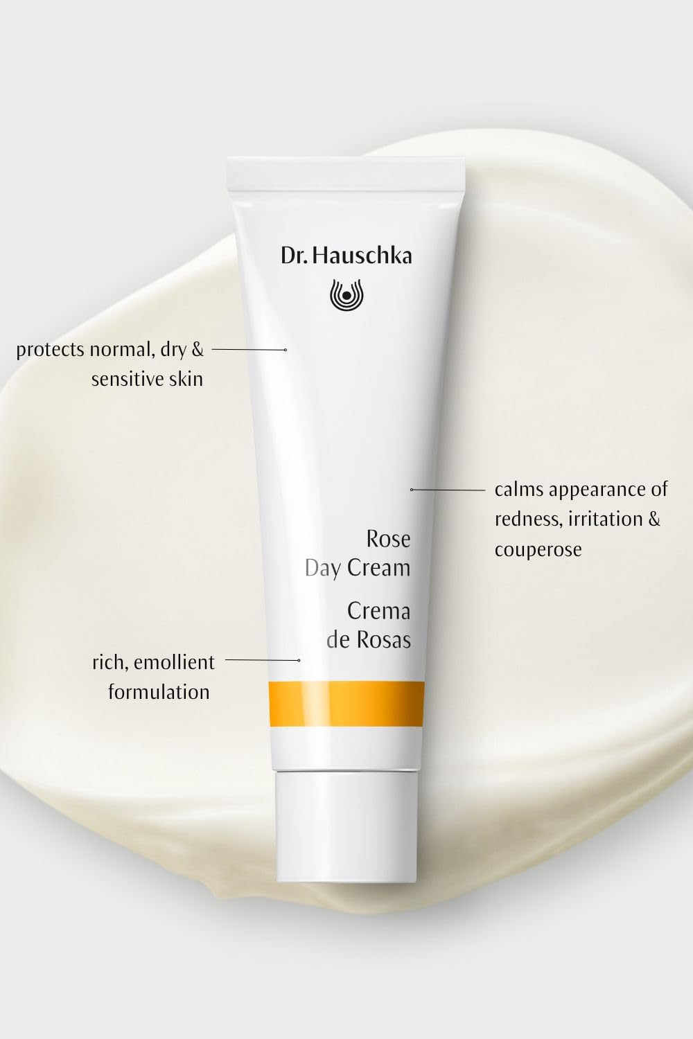 Texture satinée de la Crème Jour Rose de Dr. Hauschka pour plus de confort.