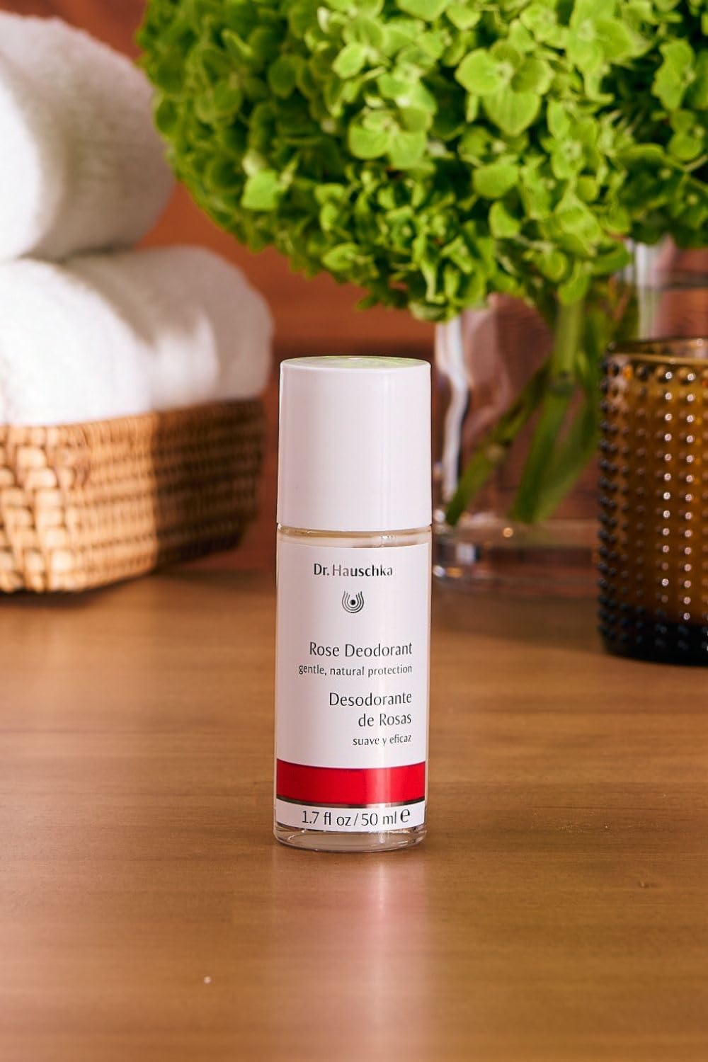 Dr. Hauschka Déodorant Rose - texture crème agréable qui pénètre sans résidu.