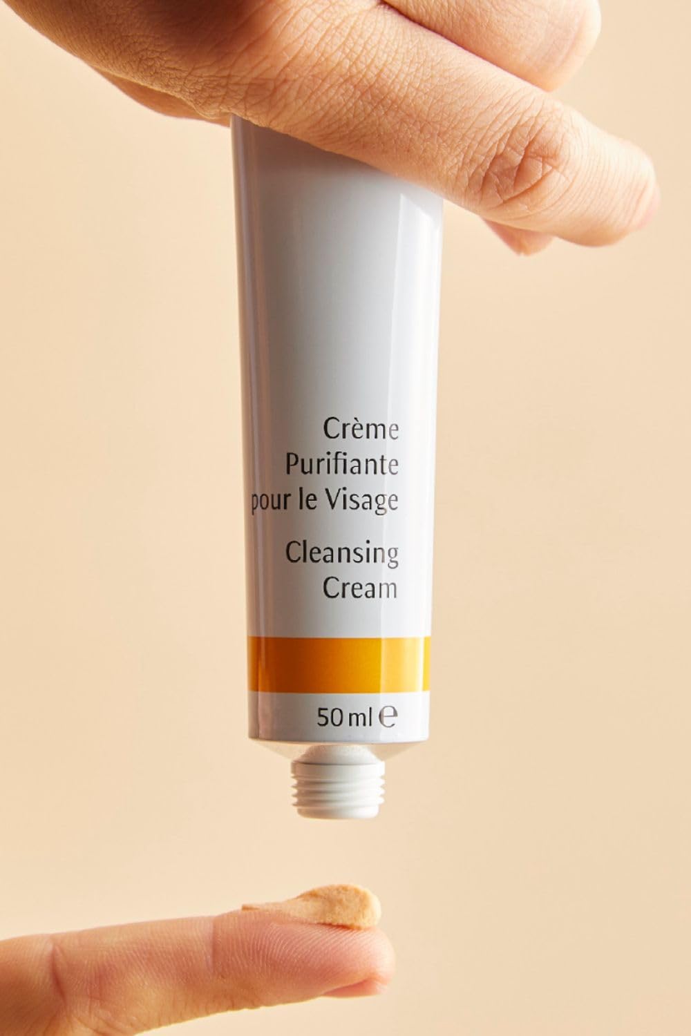 Dr. Hauschka Tonique visage : prépare l'hydratation et revitalise l'épiderme.