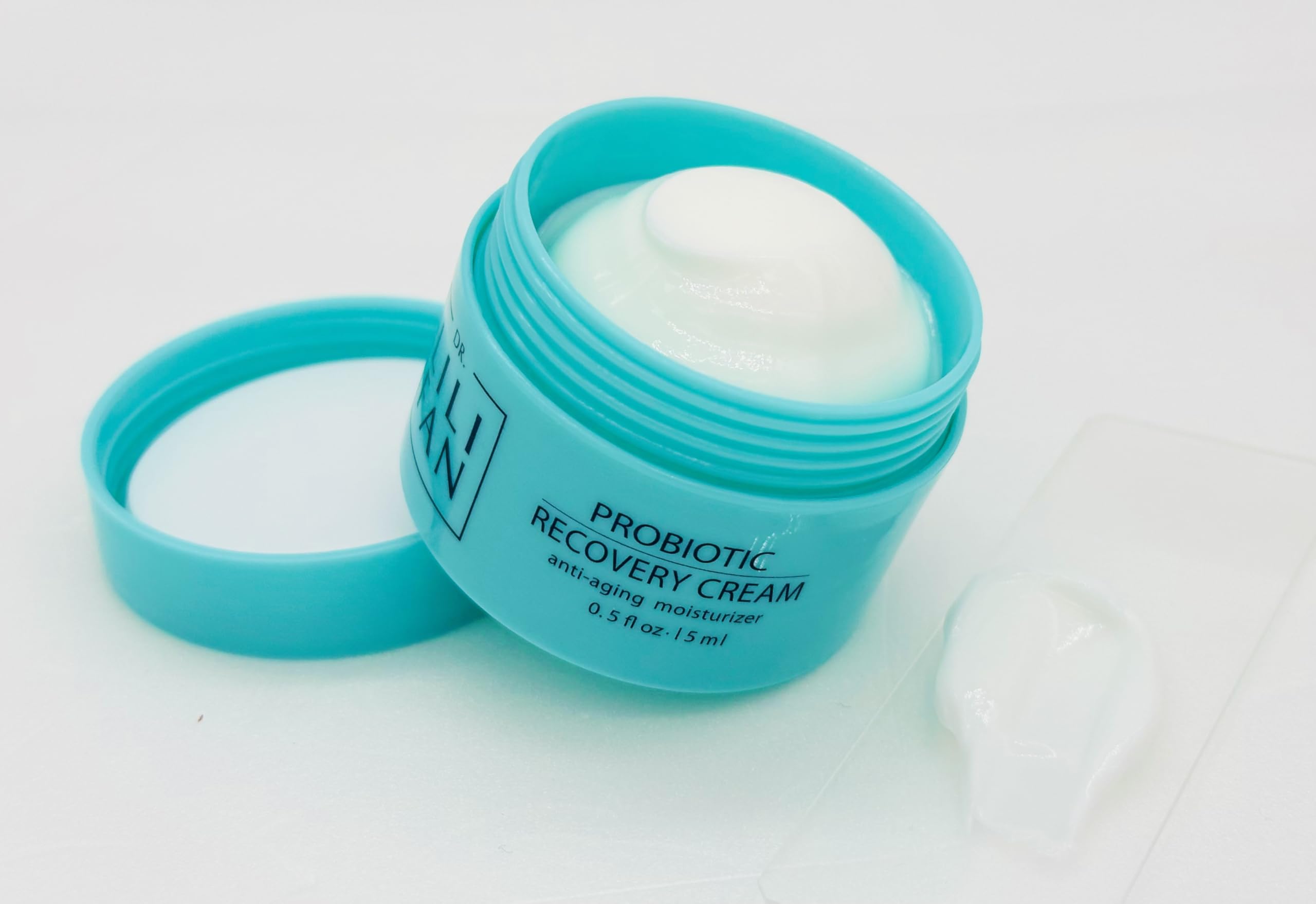 Complexe probiotiques-peptides Dr Lili Fan, ingrédients clés visibles.