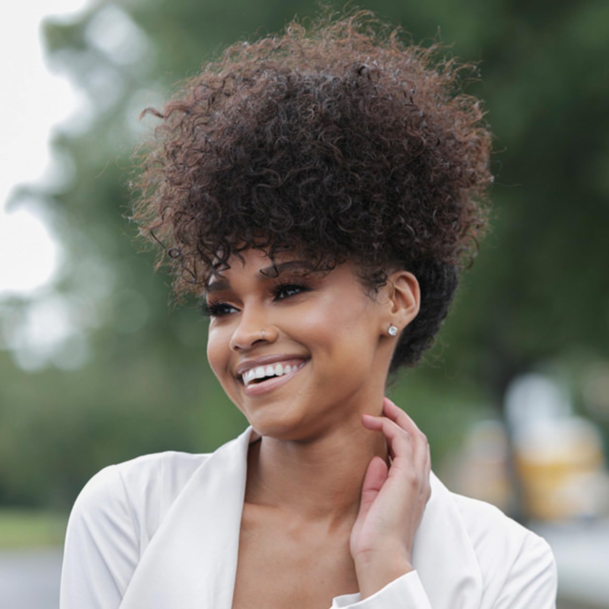Mode d emploi de Dr. Miracle's Gro Oil sur cheveux humides pour hydratation optimale.