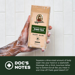 Dr Squatch étiquette naturelle – présentation simple et respectueuse de la peau.