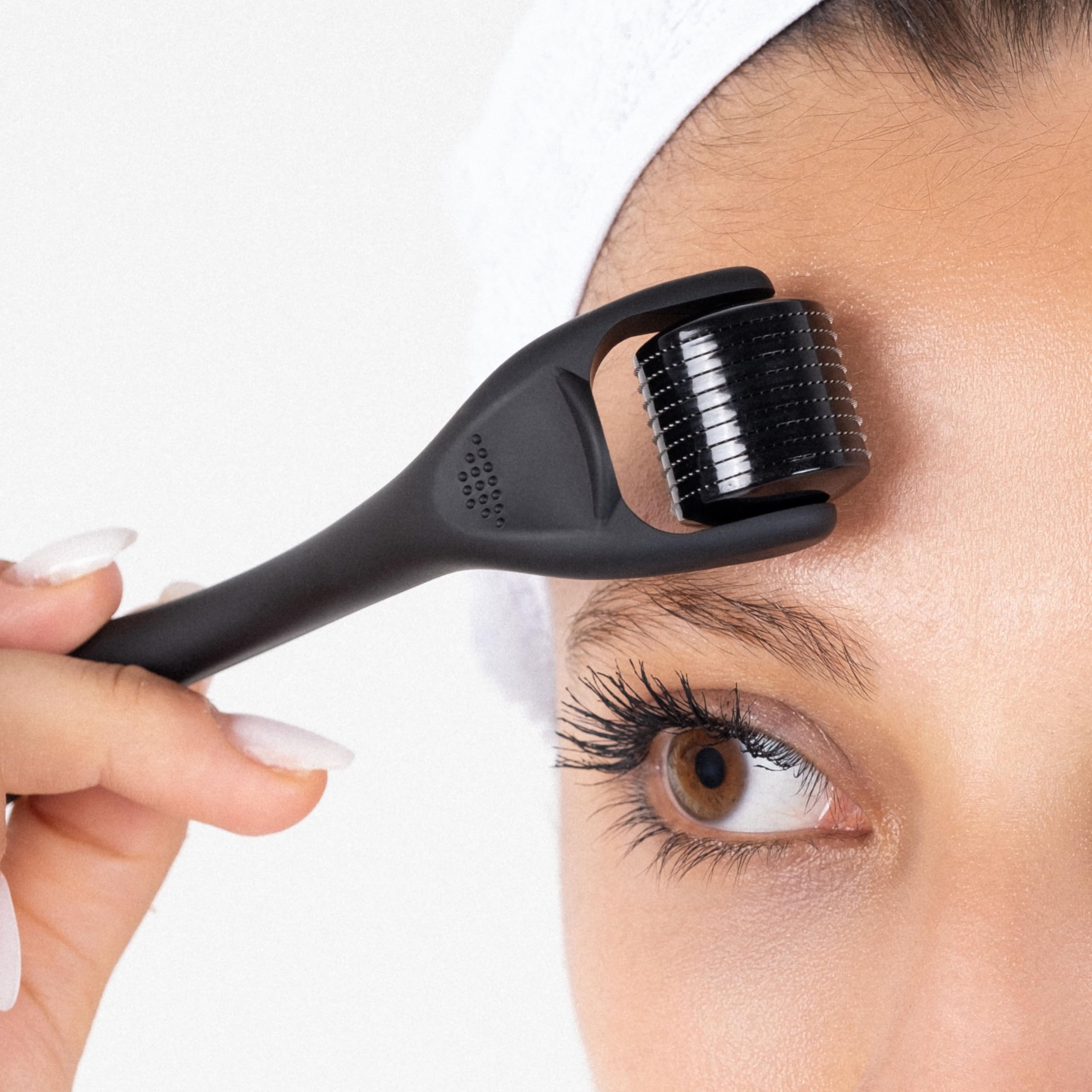 Dremenester Derma Roller etui, rangement sûr et compact pour vos voyages.