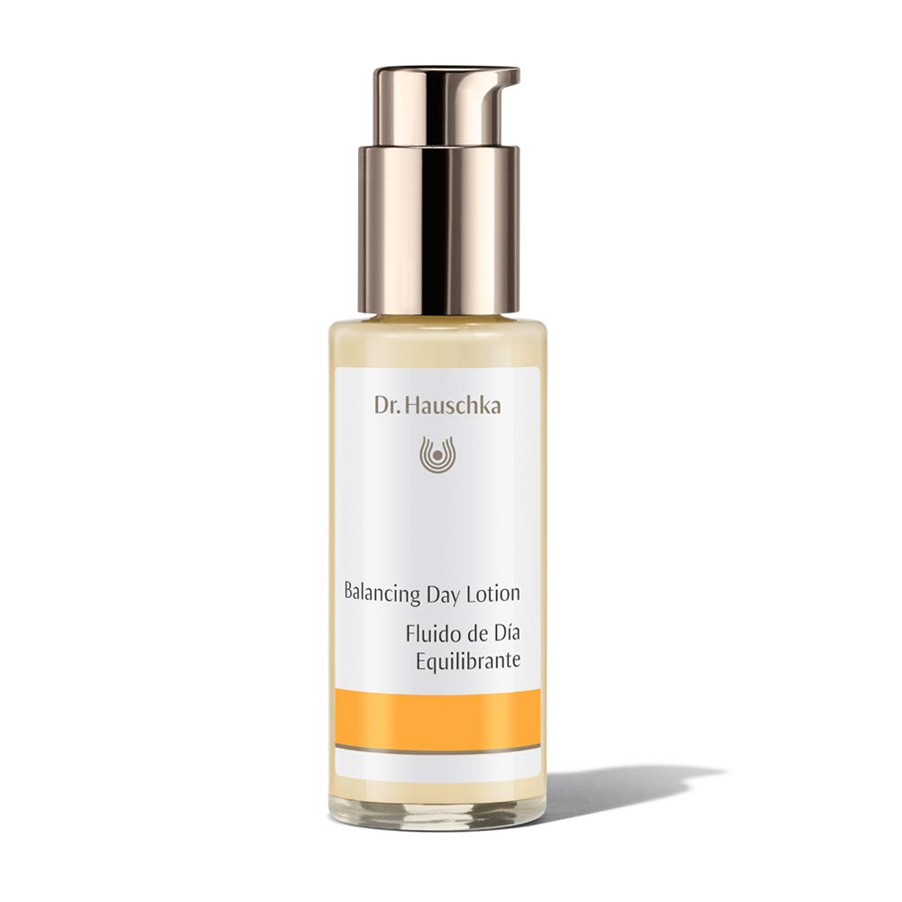 Dr. Hauschka Balancing Day Lotion, flacon pompe pour une application précise et rapide.