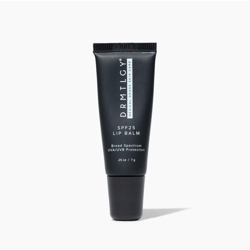 DRMTLGY baume lèvres SPF25 menthol frais apaise et rafraîchit.
