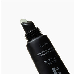 DRMTLGY baume lèvres SPF25 protection UV pour lèvres en bonne santé.