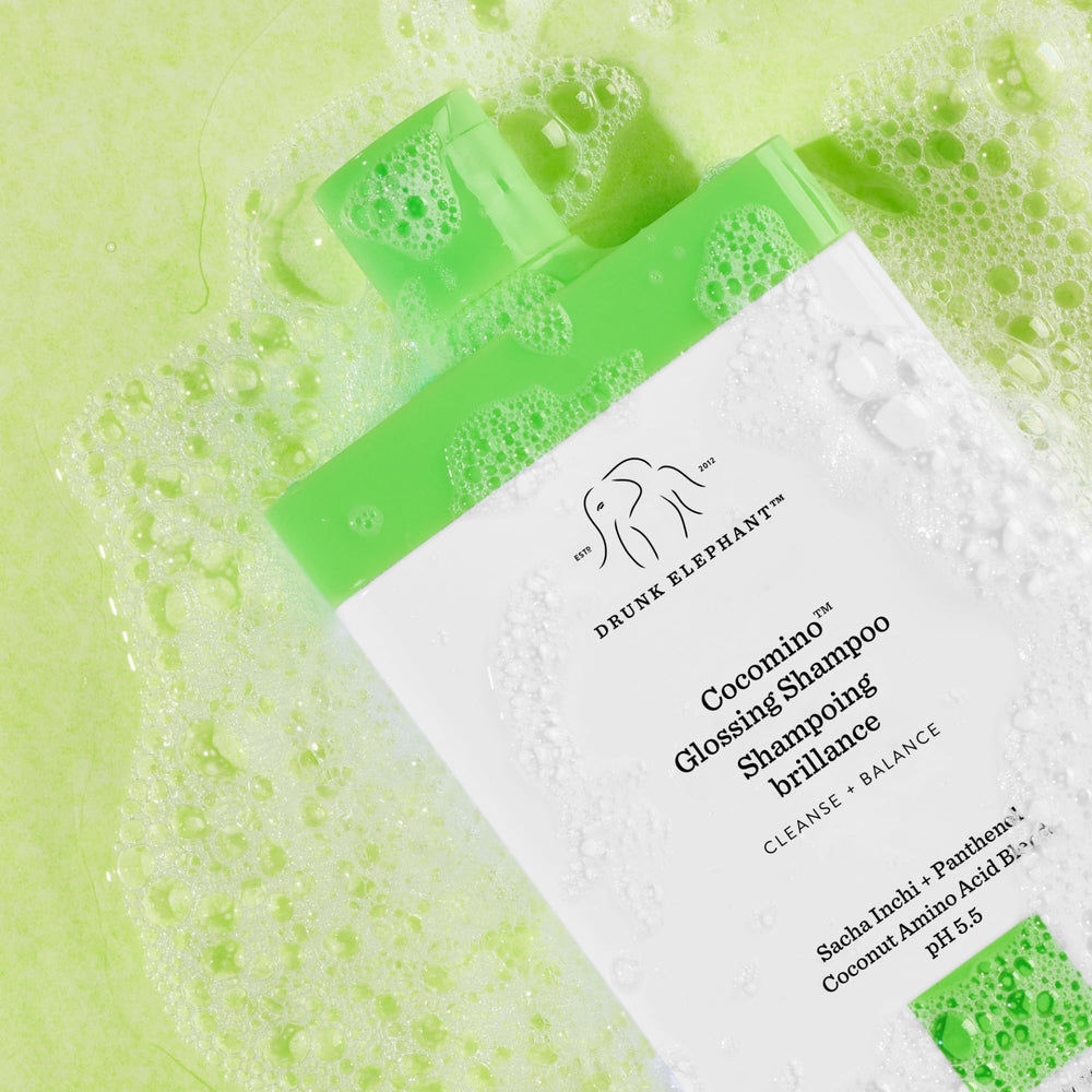 Drunk Elephant shampooing Cocomino glossant — senteur amande légère pendant le lavage