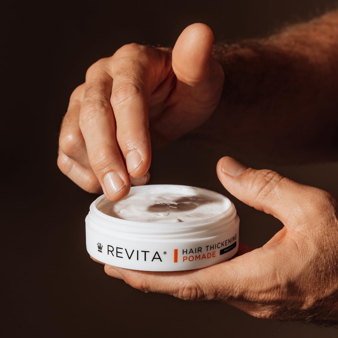 DS Laboratories Revita Matte Pomade — finish naturel, look soigné sans brillance.