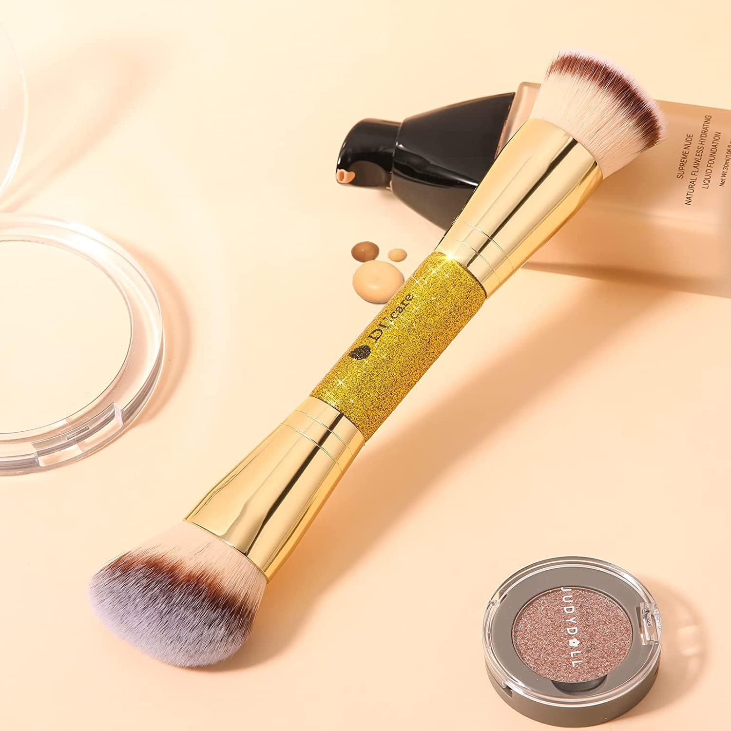 Conception double embout DUcare pour gagner du temps lors de l'application.
