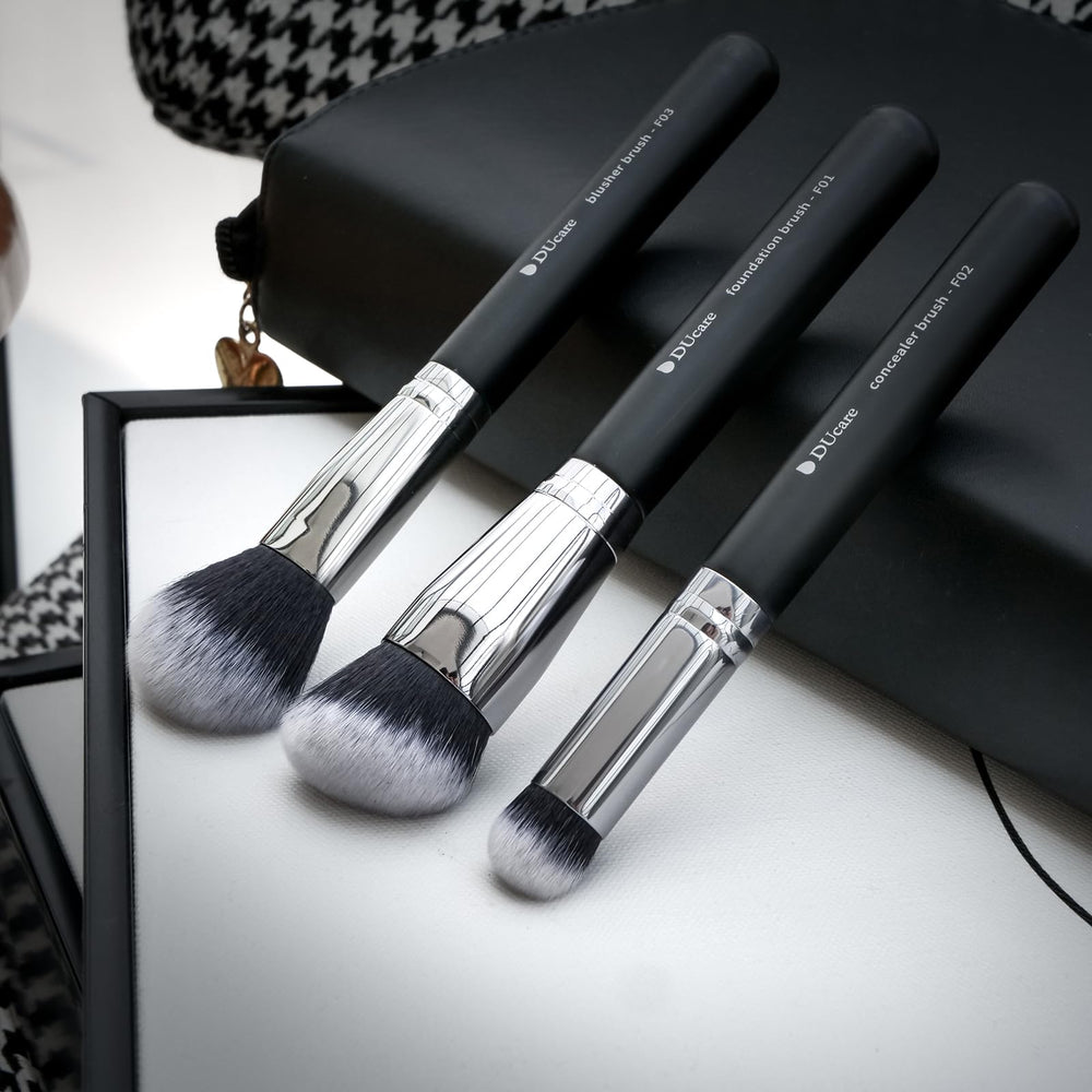 DUcare poils synthétiques doux – brossage confortable et finish lisse.