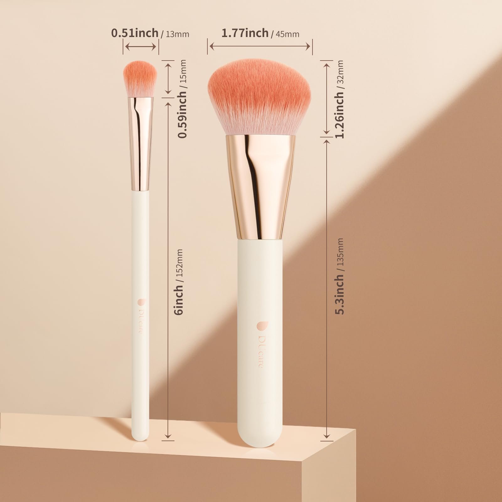 DUcare utilisation sous les yeux: concealer précis et naturel