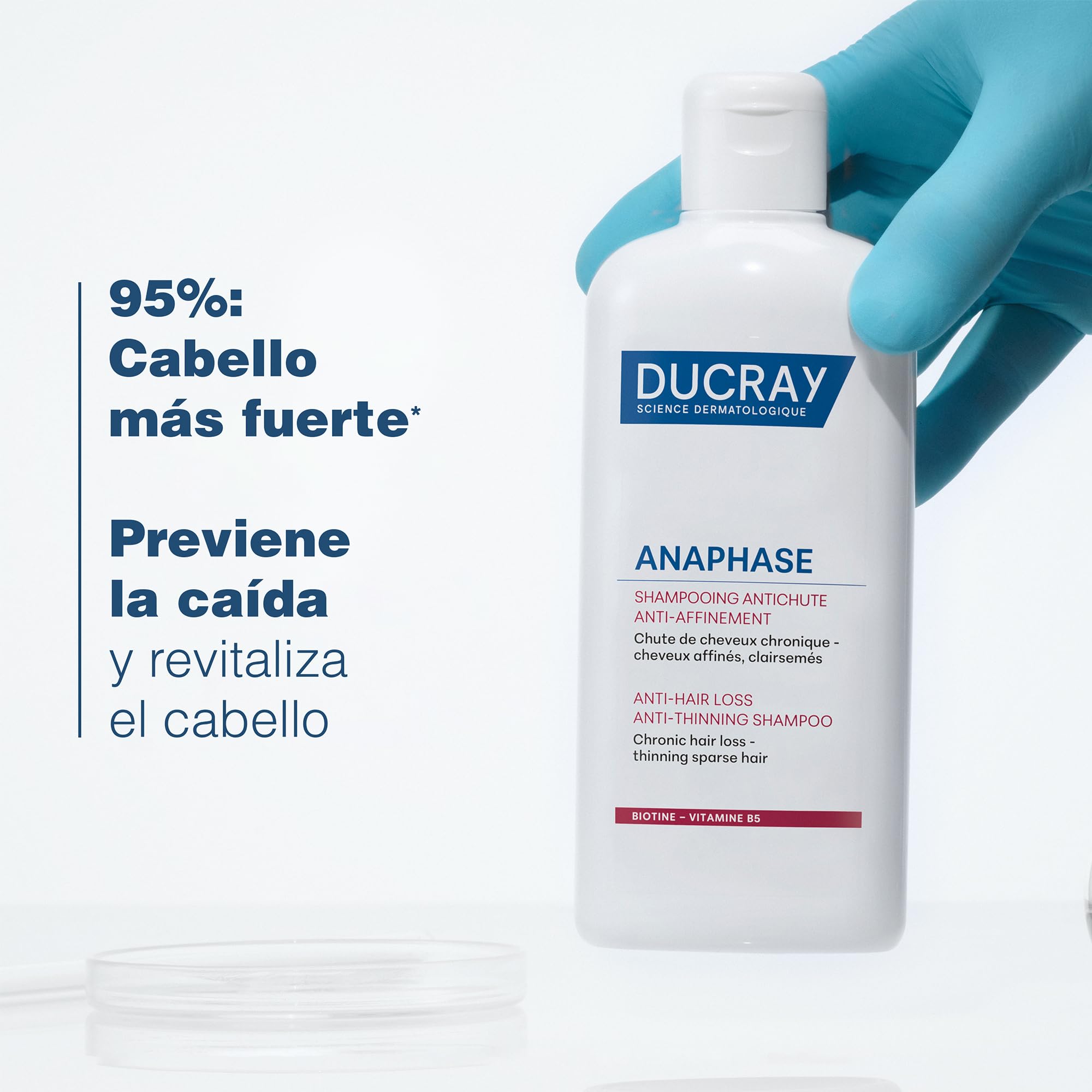 Ducray Anaphase+ texture-shampoing légère et facile à rincer.