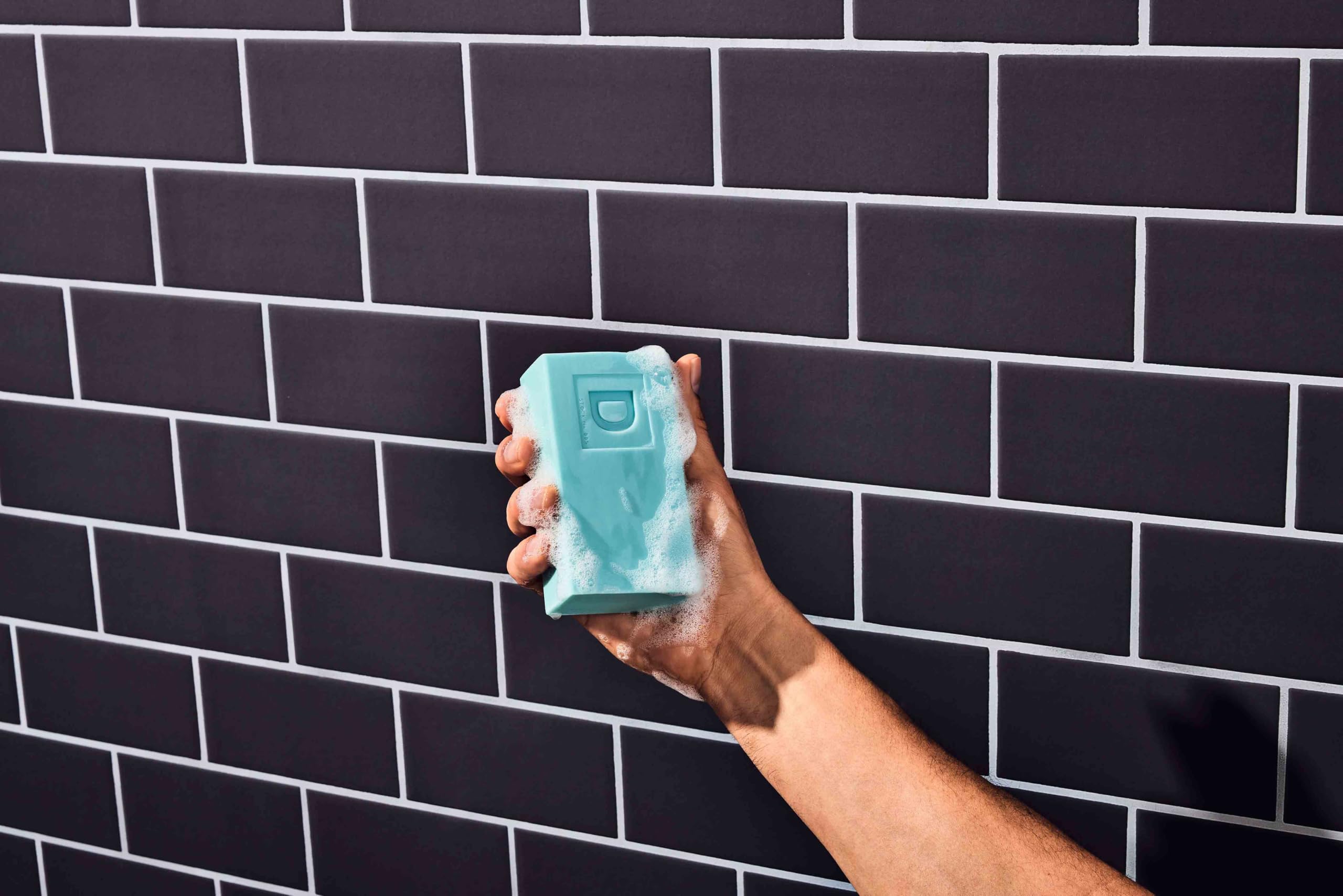 Parfum Midway présent dans la gamme, ambiance citrus et boisée