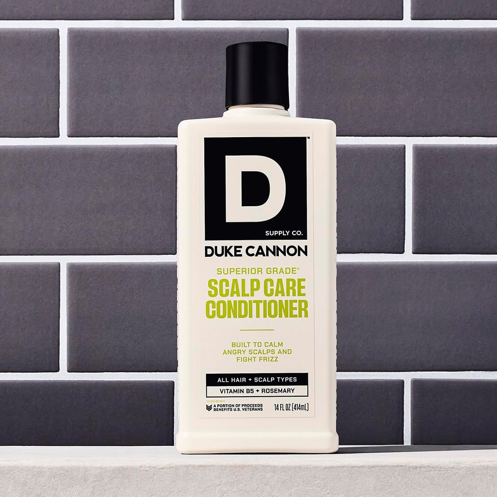Conditionneur Duke Cannon en rayon démontrant douceur et absence de sulfates.
