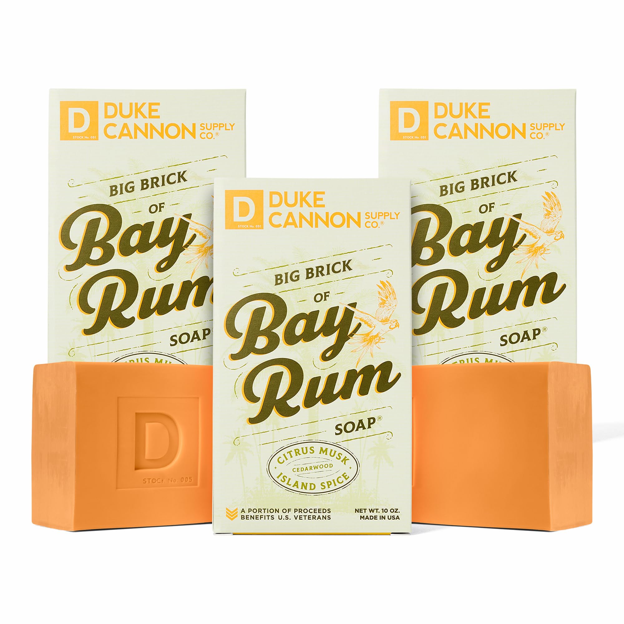 Bloc Duke Cannon, savon géant pour homme, utilisation longue durée.