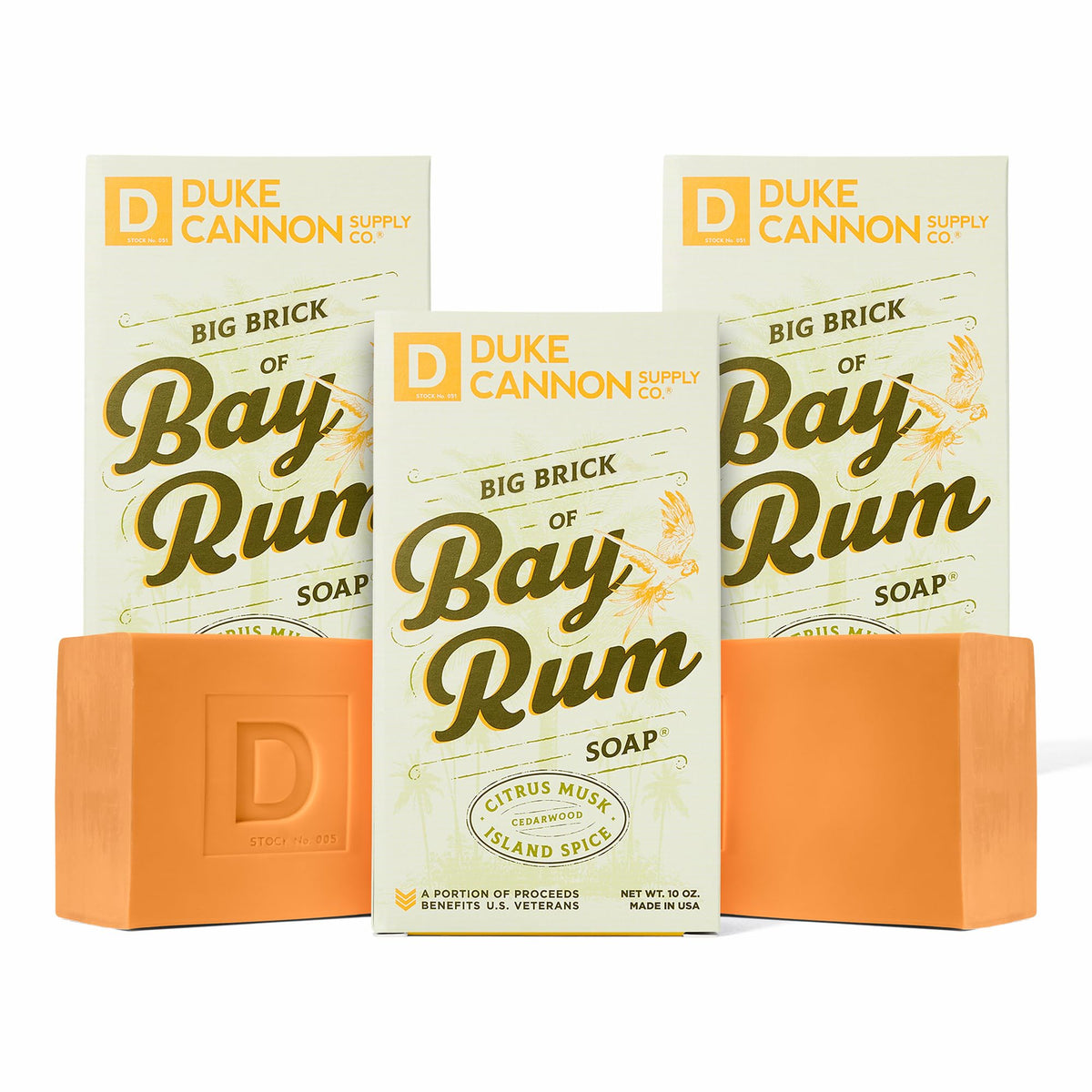 Bloc Duke Cannon, savon géant pour homme, utilisation longue durée.