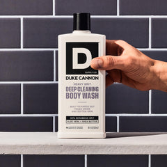 Duke Cannon Heavy Grit Body Wash: mousse riche qui nettoie en douceur et rafraîchit