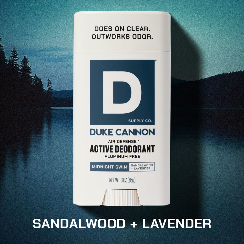 Duke Cannon Midnight Swim sans aluminium, texture qui sèche rapidement.