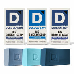 Savon Duke Cannon Midnight Swim, barre de 10 oz, parfum rafraîchissant pour le réveil.