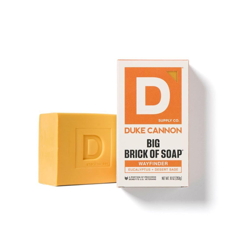 Savon Duke Cannon High Country 10 oz, notes boisées et agrume, fraîcheur durable.
