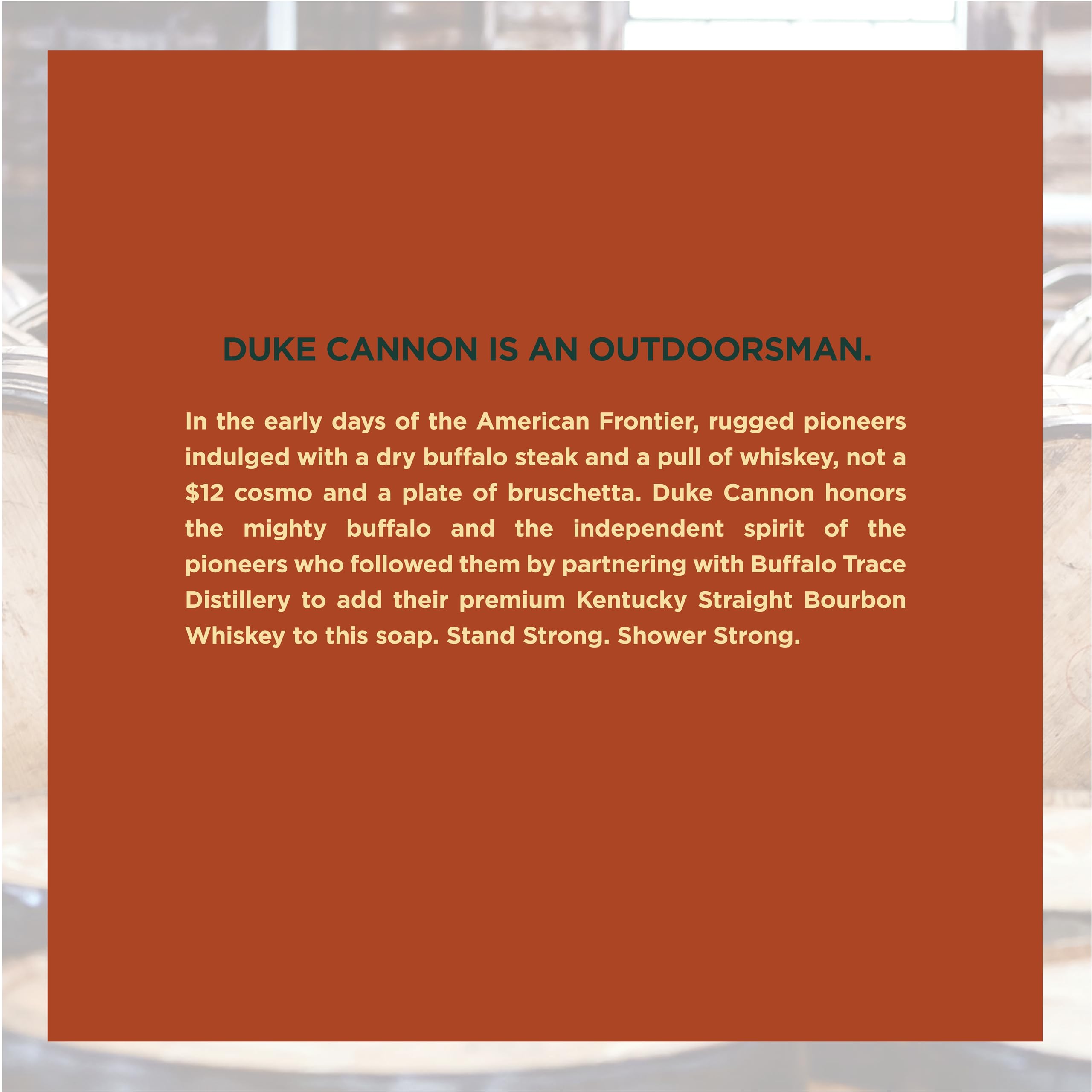 Senteur bourbon boisee sur la barre Duke Cannon pour une ambiance masculine.