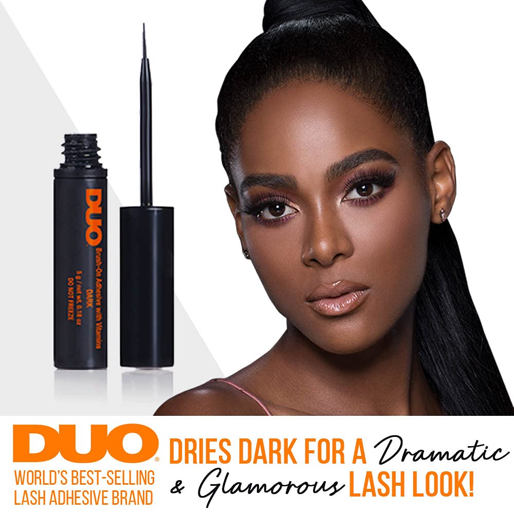 DUO Colle cils à pinceau, teinte noire, se fond parfaitement avec vos faux cils.