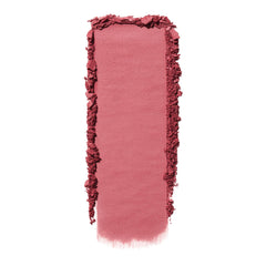 Texture légère du e.l.f. Primer-Infused Matte Blush qui se fond rapidement