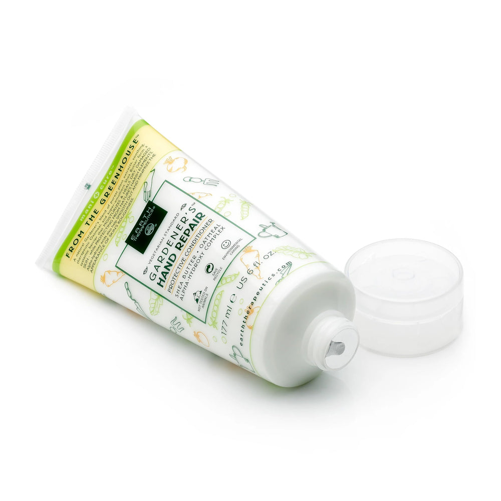 Earth Therapeutics Gant Liquide – démonstration d application facile sur les mains.