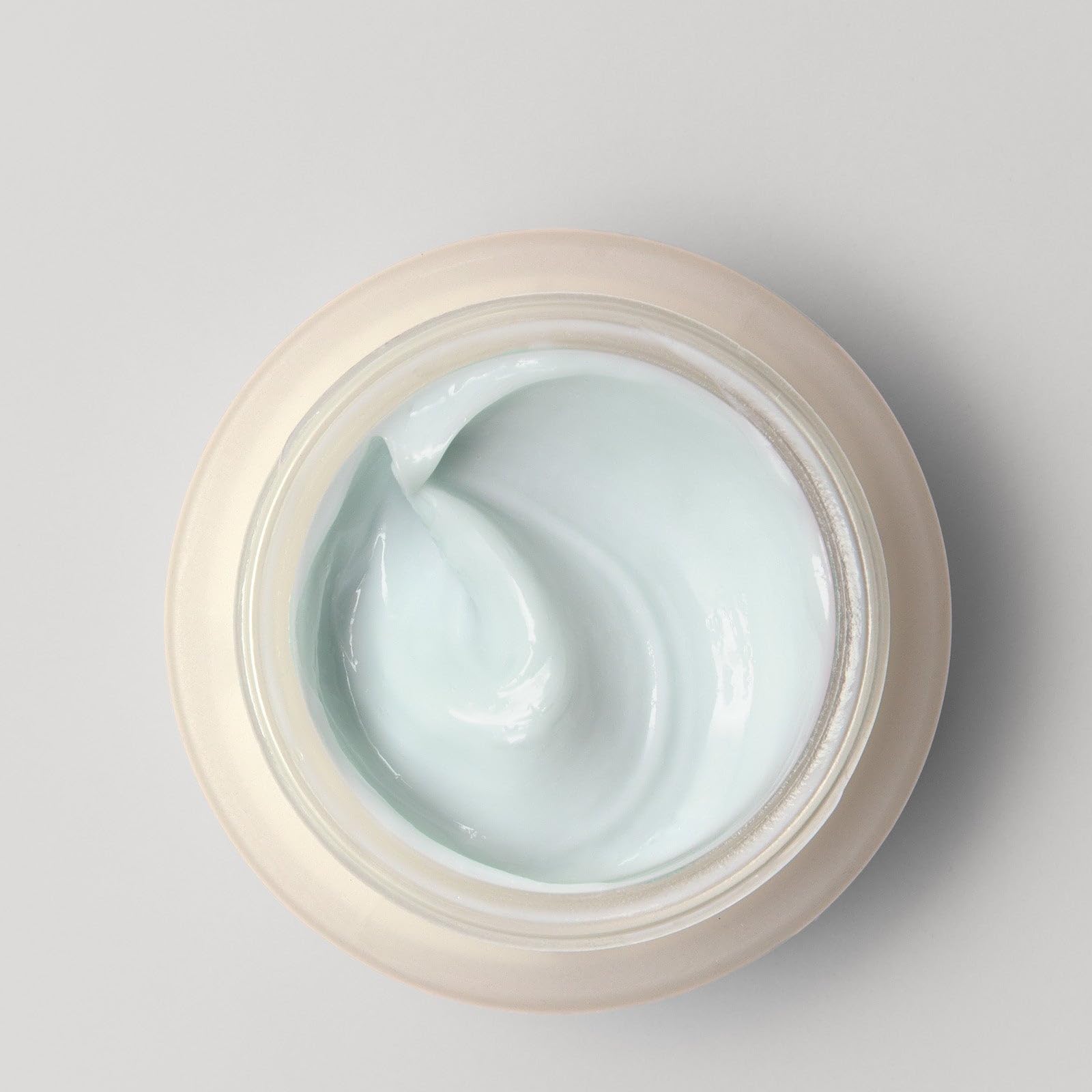 EarthsCure hyaluronique acide – hydratation en profondeur pour le visage.