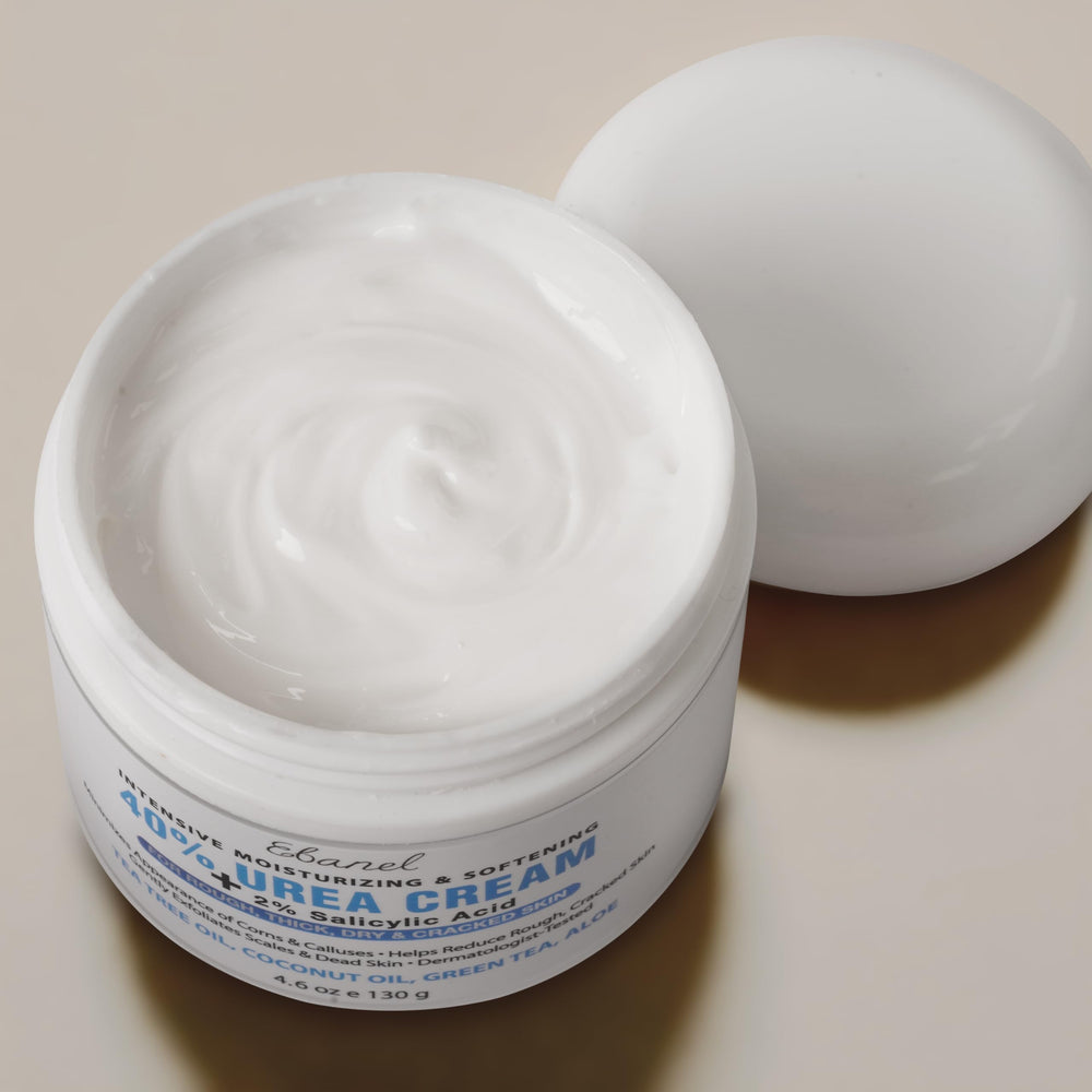 Ebanel Crème menthe-aromatique pour pieds, rafraîchit et apaise la peau.