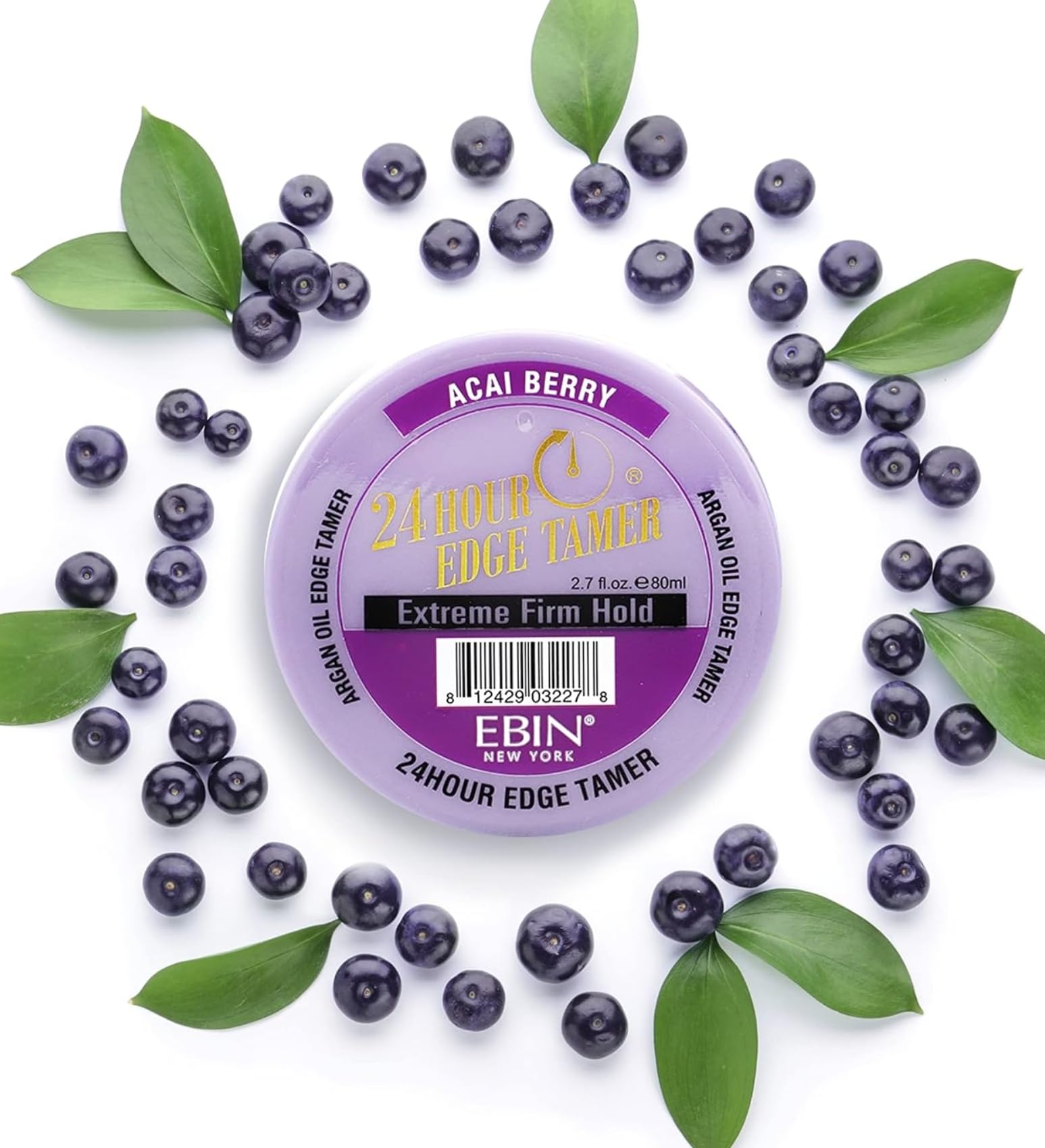 Contrôle des frisottis avec le gel EBIN NEW YORK pour un look lisse.