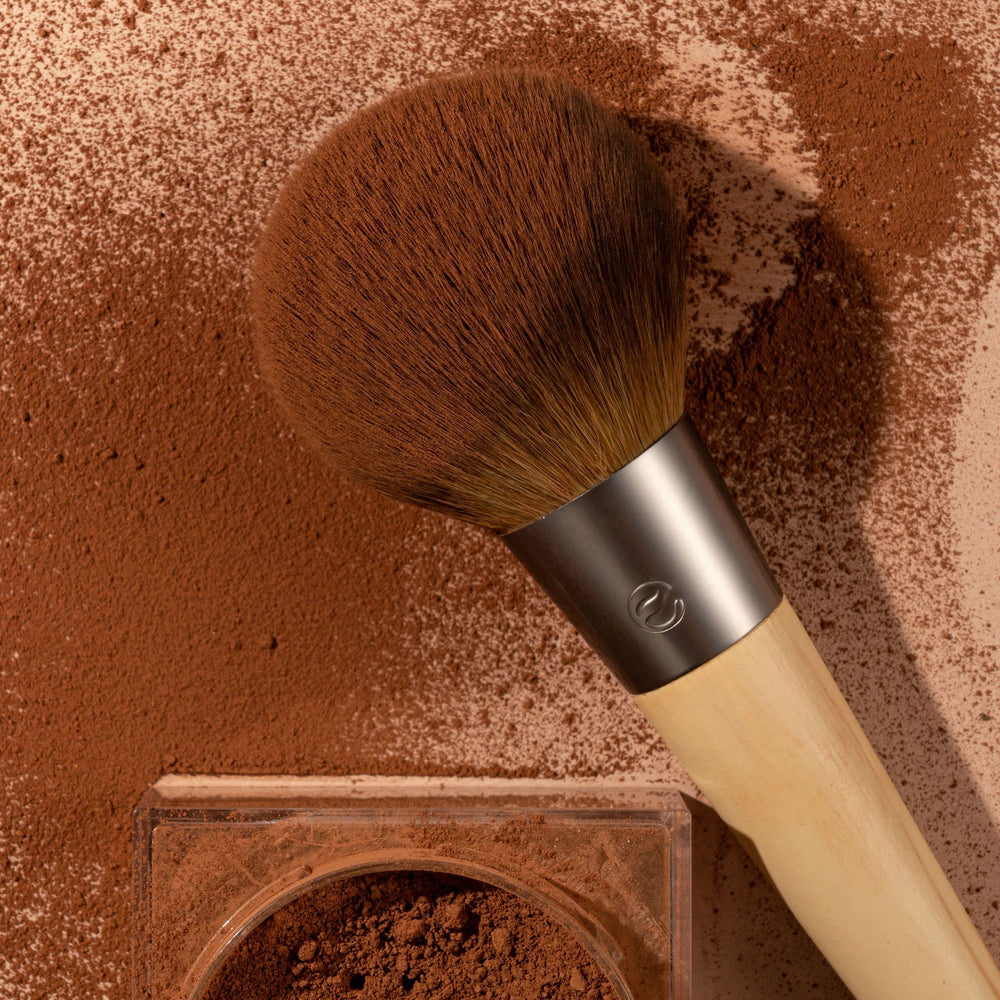 Pinceau poudre EcoTools manche en bambou durable
