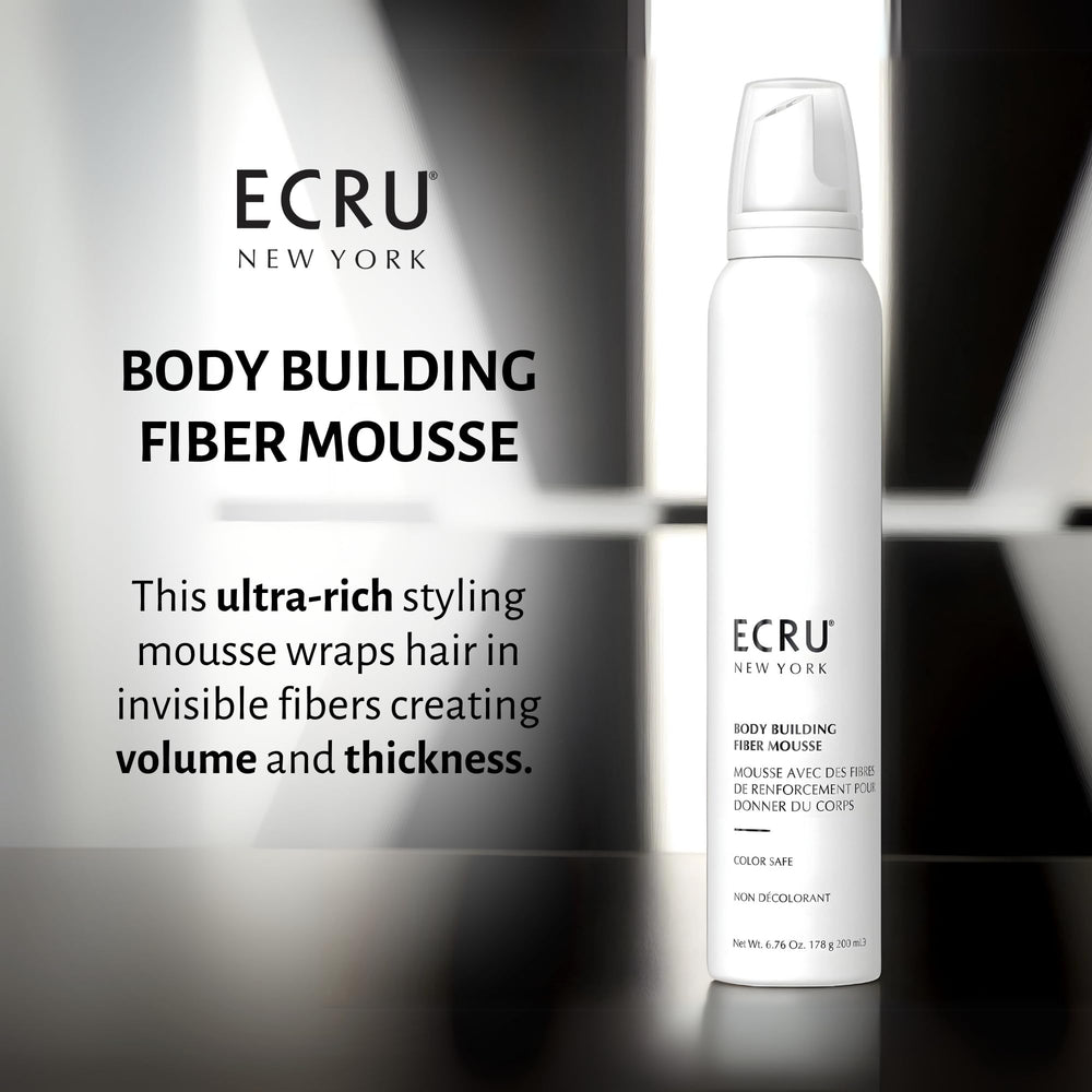 Texture crèmeuse de la mousse ECRU New York Body Building Fiber pour volume naturel.