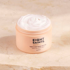 Texture triple fouettee Eight Saints creme coco cacao pour soin quotidien.
