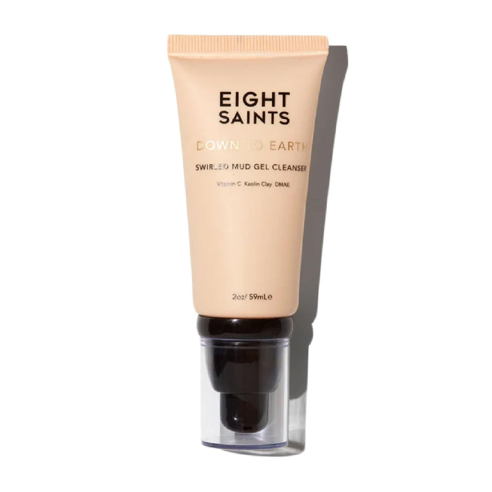 Eight Saints gel-nettoyant-visage dans son flacon, nettoie et purifie la peau.