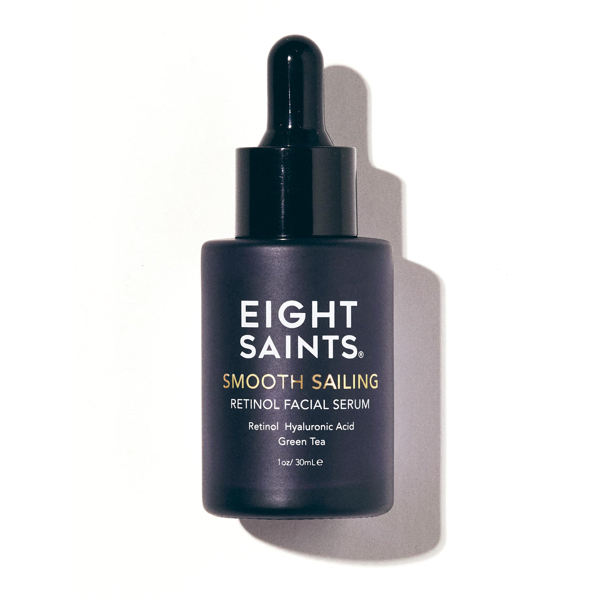 Sérum retinol Eight Saints dans sa bouteille, texture légère prête à l’emploi