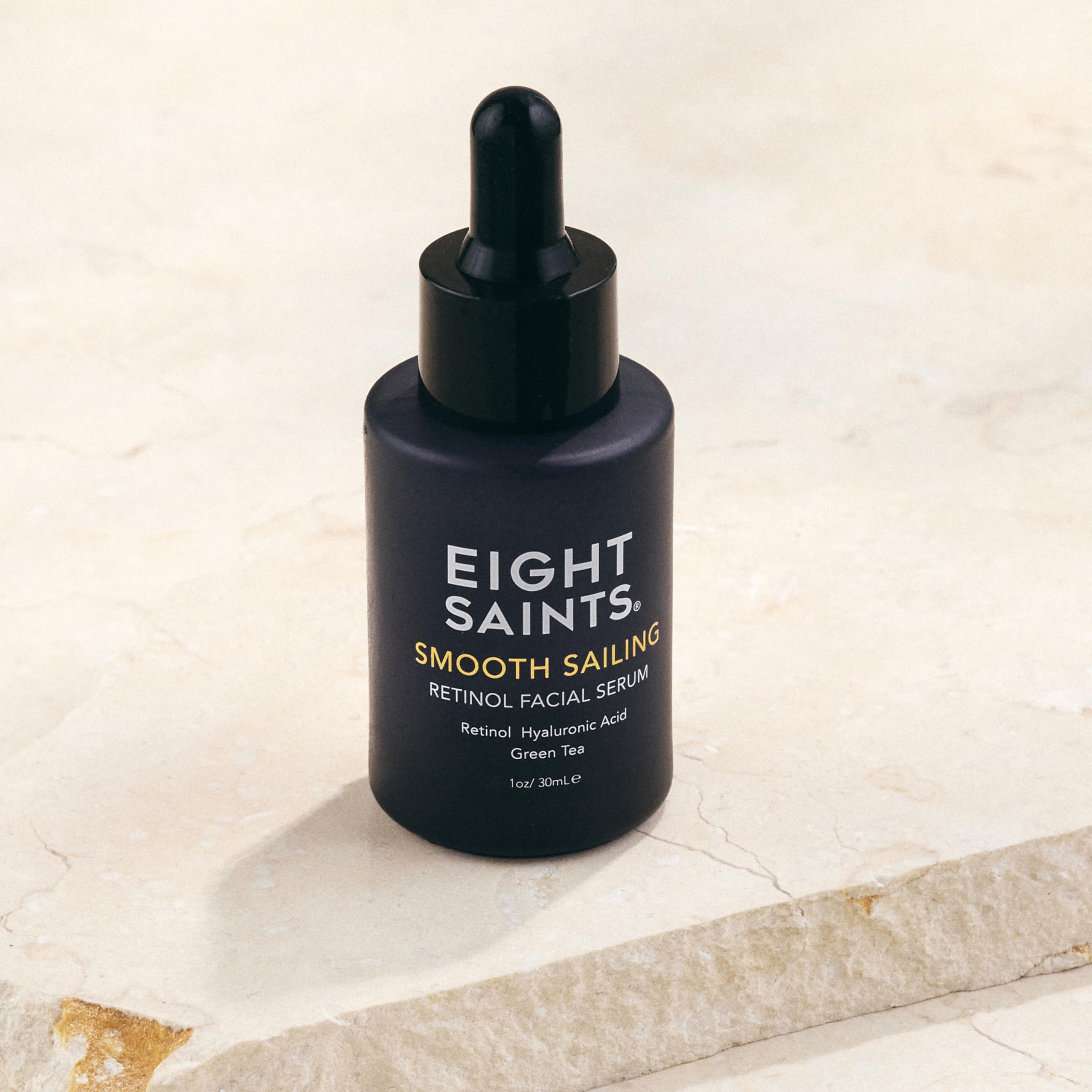 Étiquette sans parfum du sérum Eight Saints