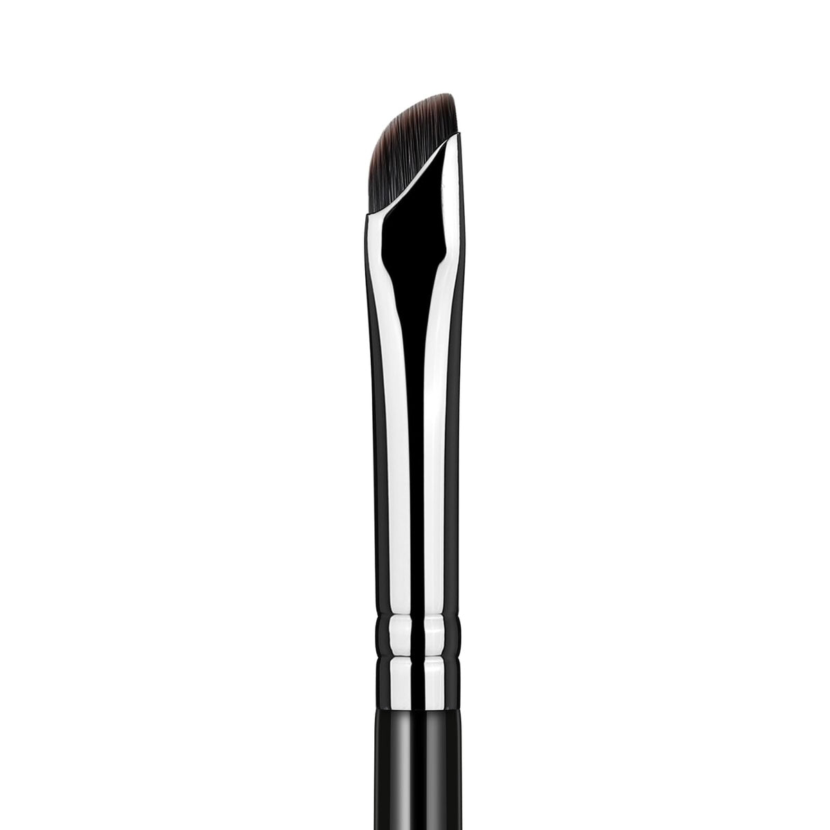 Brosse Eyeliner EIGSHOW croissant-angle pour tracé précis du ras de cils.