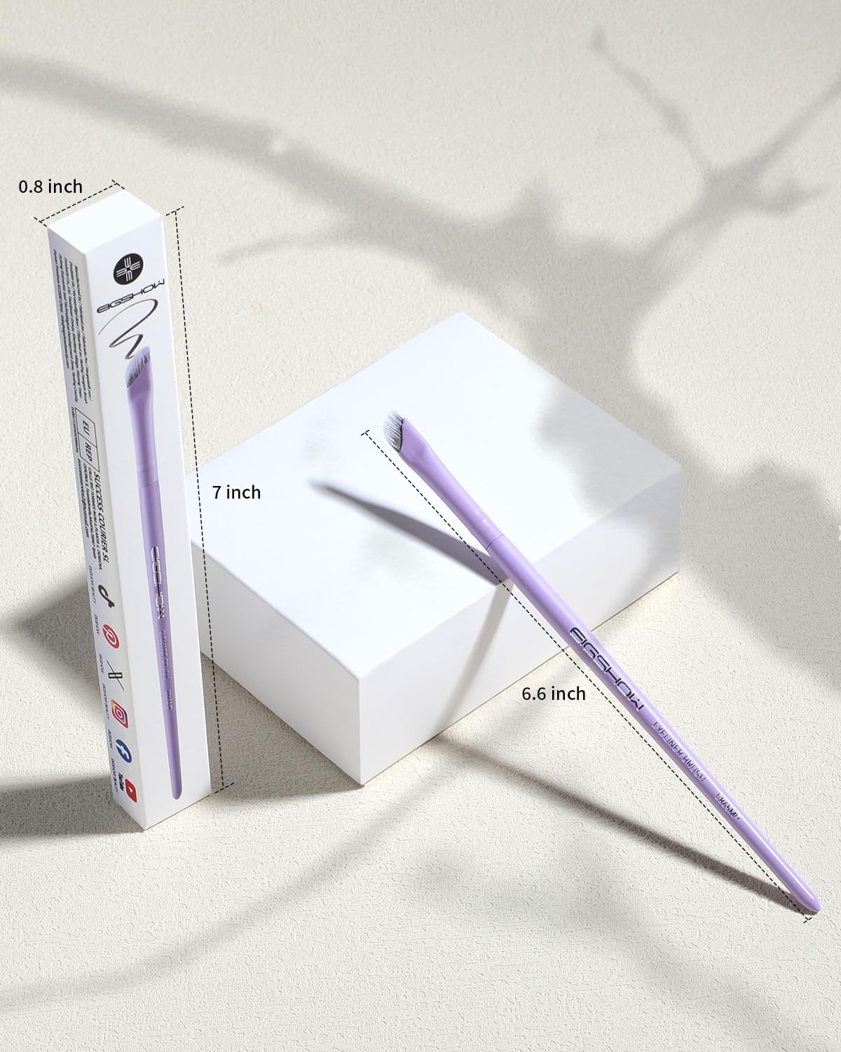Pinceau Eyeliner EIGSHOW Sickle Angled Gel, application précise pour traits fins et aériens