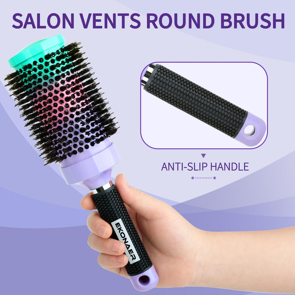 Conception polyvalente pour tous types de cheveux et volume instantané.