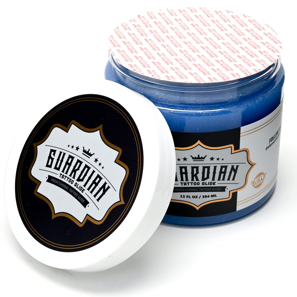 Guardian Tattoo Glide dégage un parfum frais pendant le tatouage