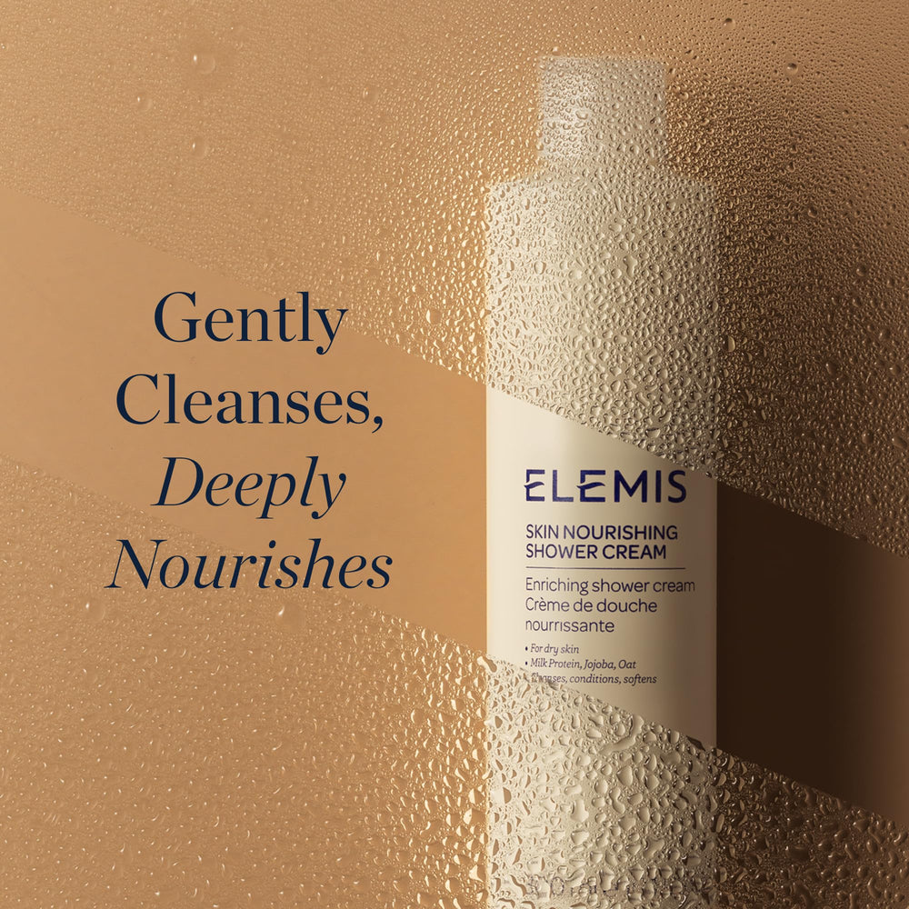 Texture mousseuse de la crème ELEMIS pour un nettoyage délicat.