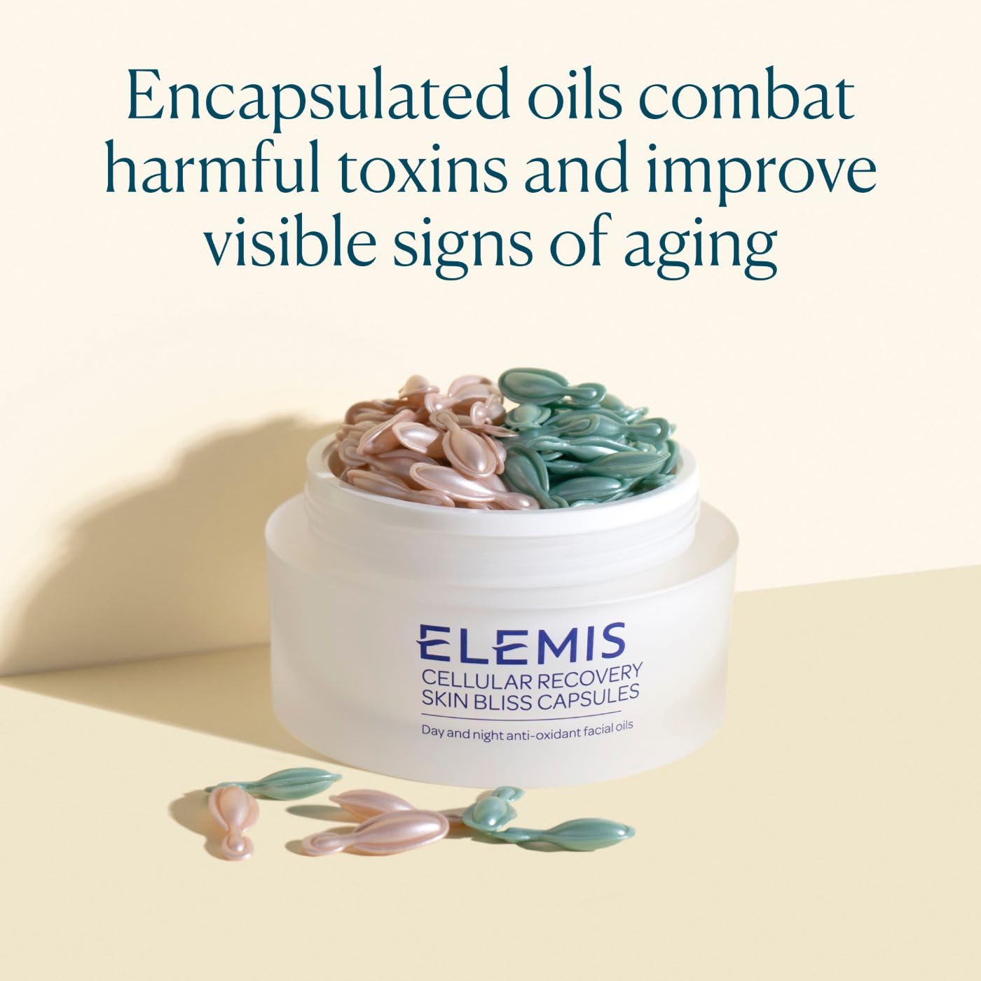 ELEMIS Skin Bliss Capsules usage matin, hydratation et douceur cutanée