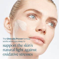 ELEMIS Night Genius, crème visage de nuit, aide à réveiller une peau reposée.