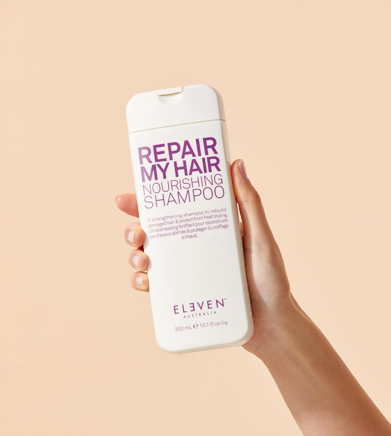 ELEVEN AUSTRALIA Repair My Hair – application douce adaptée aux cheveux colorés.