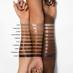 Pigmentation élevée et fini lumineux fournis par le Camo Liquide d’e.l.f.