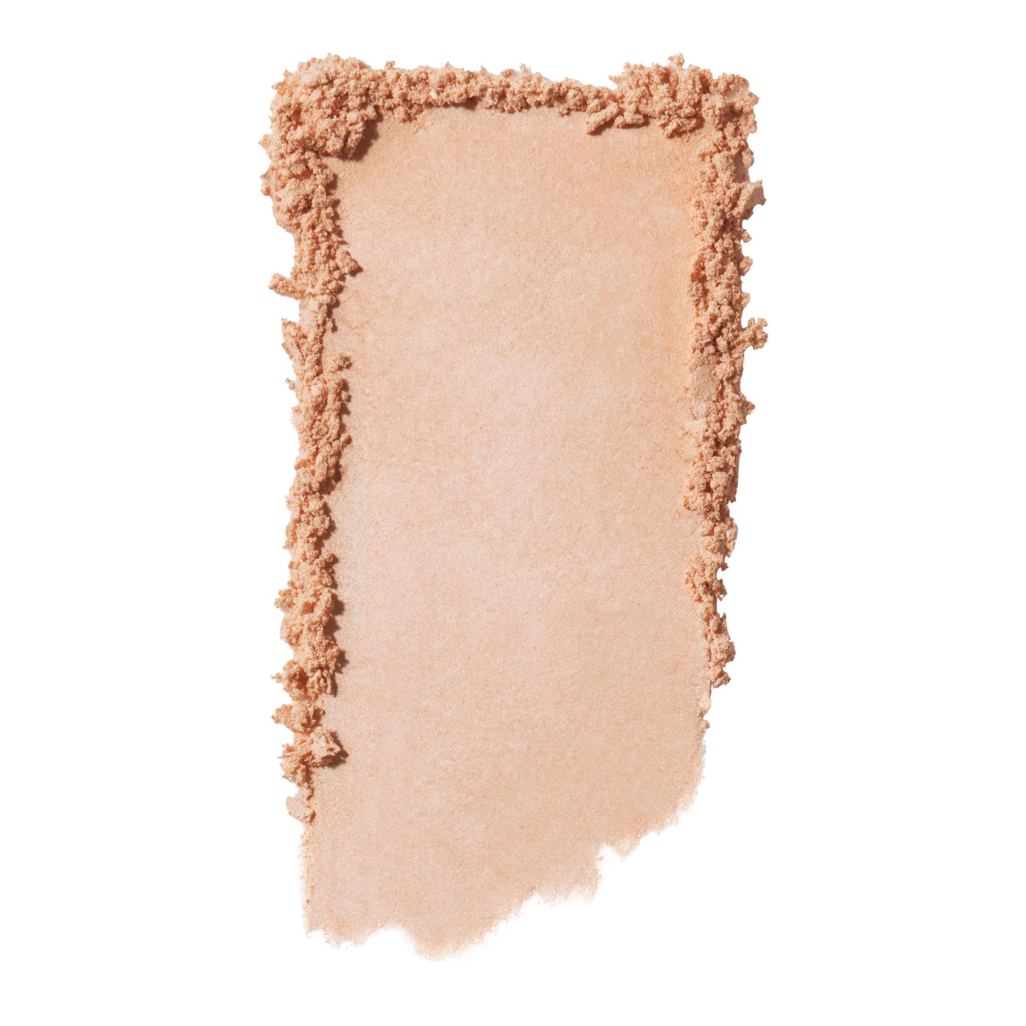 e.l.f. Halo Glow, fini doux et soft-focus sur le visage.
